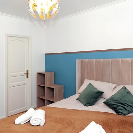 Elegant Appartement Aux Portes De Paris Saint-Ouen  Exterior photo