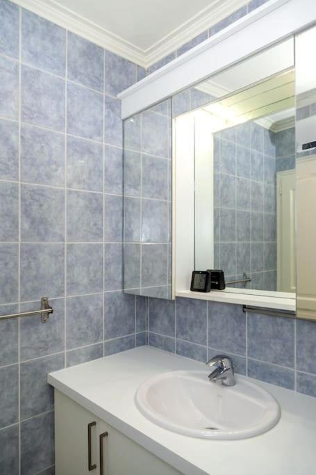 Elegant Appartement Aux Portes De Paris Saint-Ouen  Exterior photo
